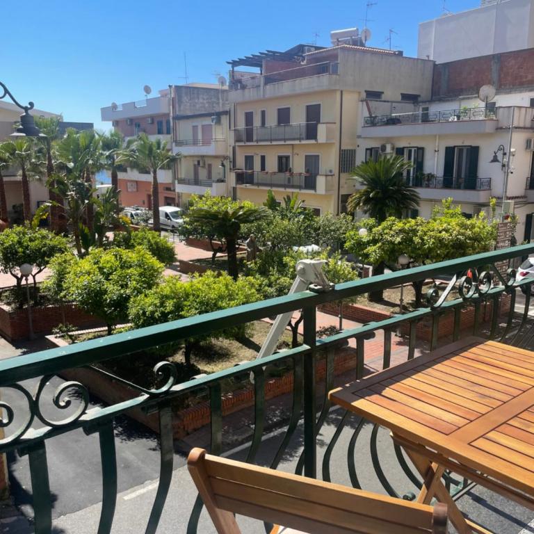 Il Glicine Apartment - Appartamento con 2 Camere da Letto - 1