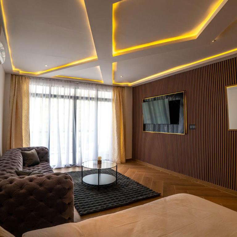 Novaotel Malaga - Habitación Cuádruple con balcón - 7