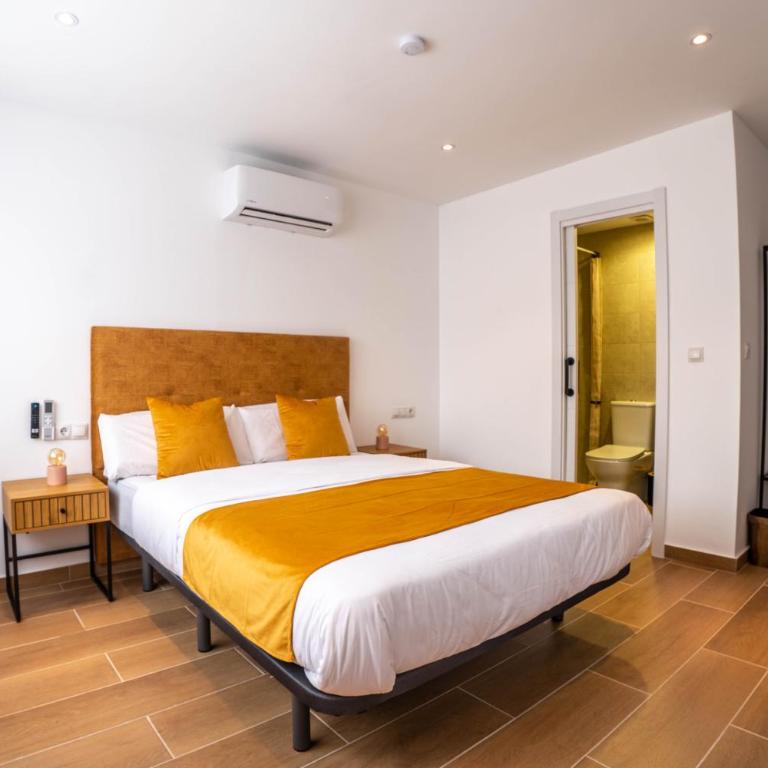 Novaotel Malaga - Habitación Doble con vistas a la montaña - 10