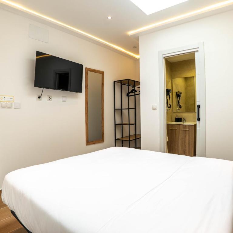 Novaotel Malaga - Habitación Deluxe - 11
