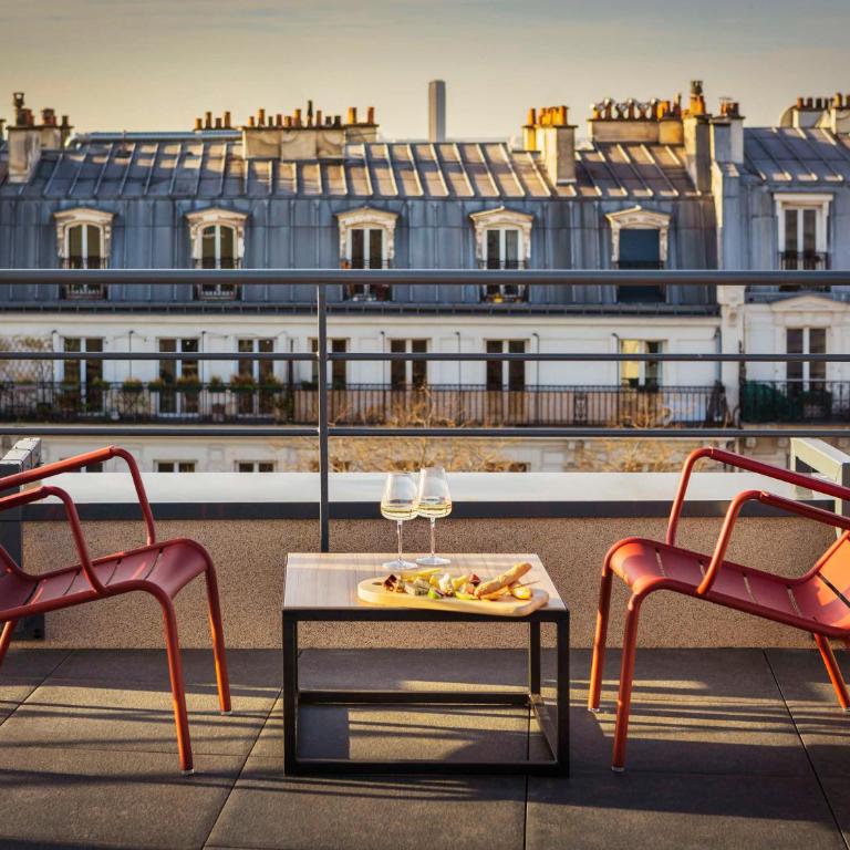Novotel Paris 20 Belleville - Chambre Double Supérieure avec Balcon et Vue - 6