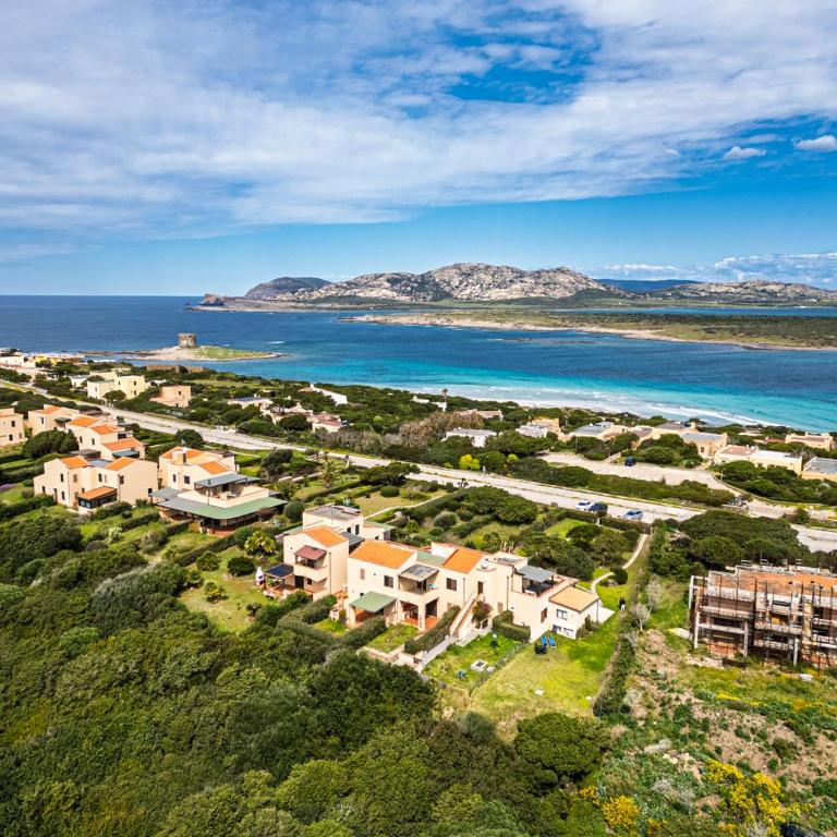 Villa Esclusiva con 600Mq di Giardino sulla Spiaggia della Pelosa - Casa con 3 Camere da Letto - 32