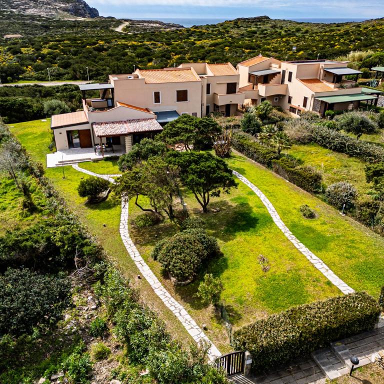 Villa Esclusiva con 600Mq di Giardino sulla Spiaggia della Pelosa - Casa con 3 Camere da Letto - 2