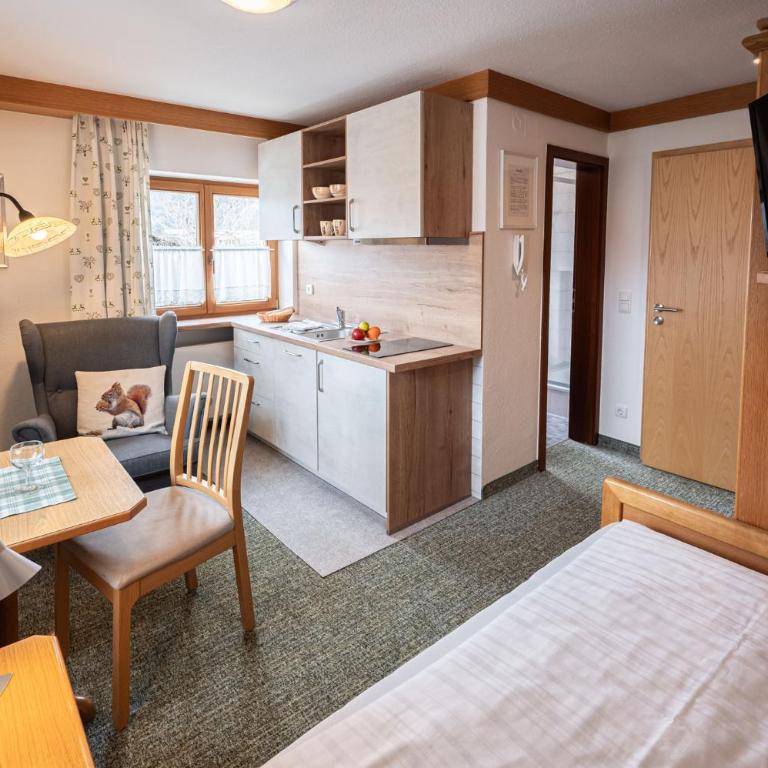 Gästehaus Dodel - Apartment - 1