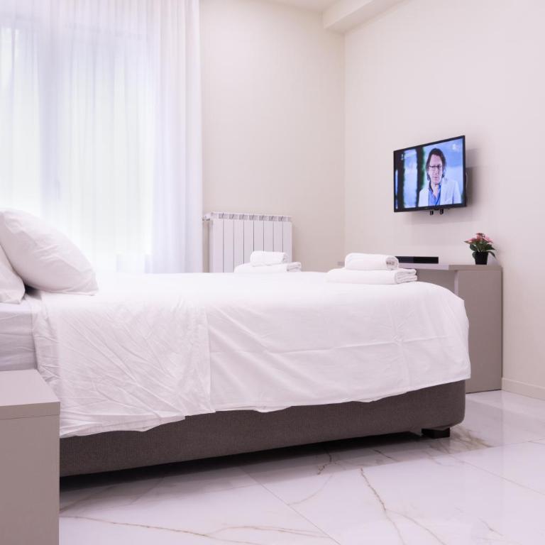 Marconi 34 - Eleganza e comodità in pieno Centro Storico - Appartamento con 2 Camere da Letto - 17