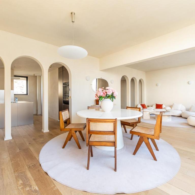 Lease Mobility l Champs-Elysée & Eiffel View l Triplex 2BR & Rooftop - Two-Bedroom Apartment with City View - 7