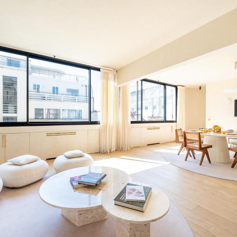 Lease Mobility l Champs-Elysée & Eiffel View l Triplex 2BR & Rooftop - Two-Bedroom Apartment with City View - 19