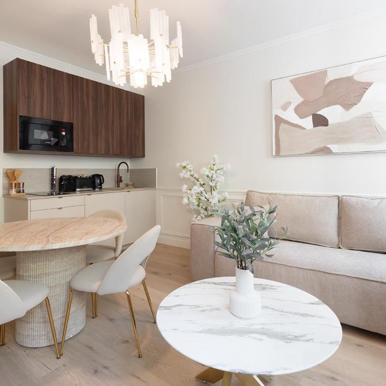 Pick A Flat's Apartments in Batignolles - Rue Gauthey - One-Bedroom Apartment - 1