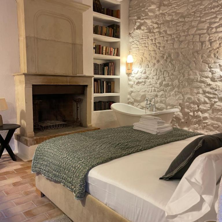 Hotel Castell de Vallgornera - Habitación Doble Deluxe con bañera - 1