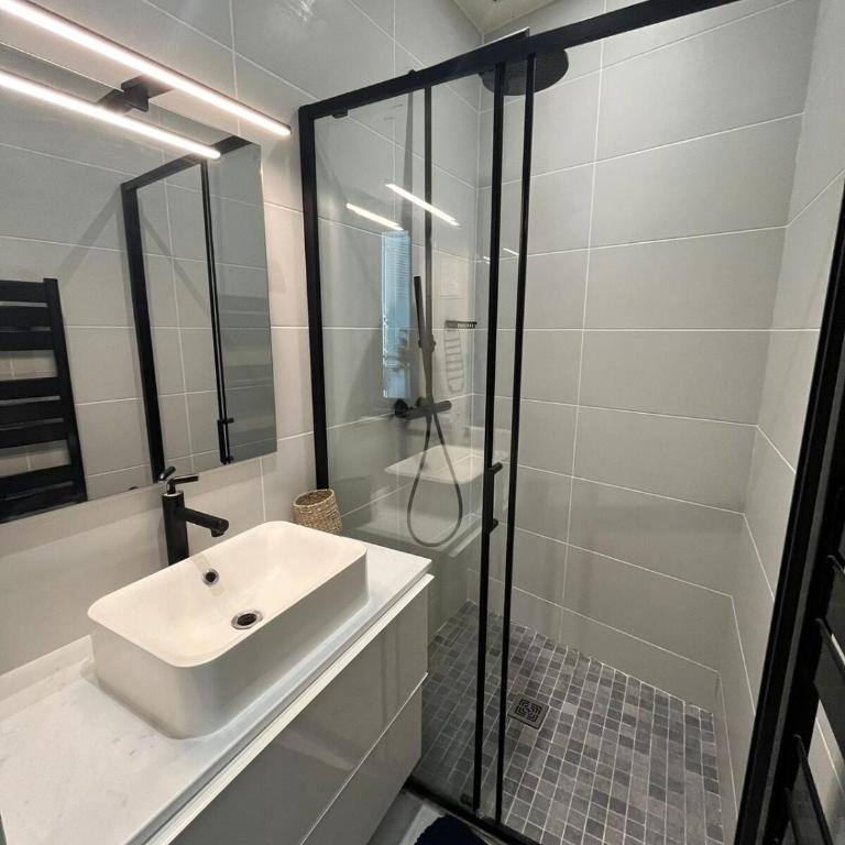 GoodGuest-Cozy and Quiet Batignolles Bail Mobilité - Appartement 1 Chambre - 7