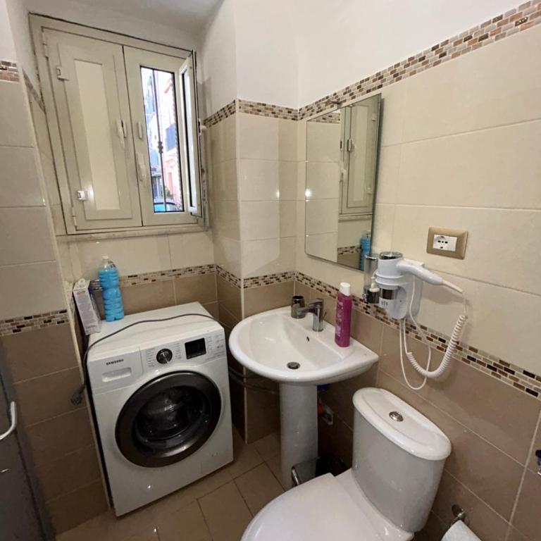 Fanale House - One-Bedroom Apartment - 66