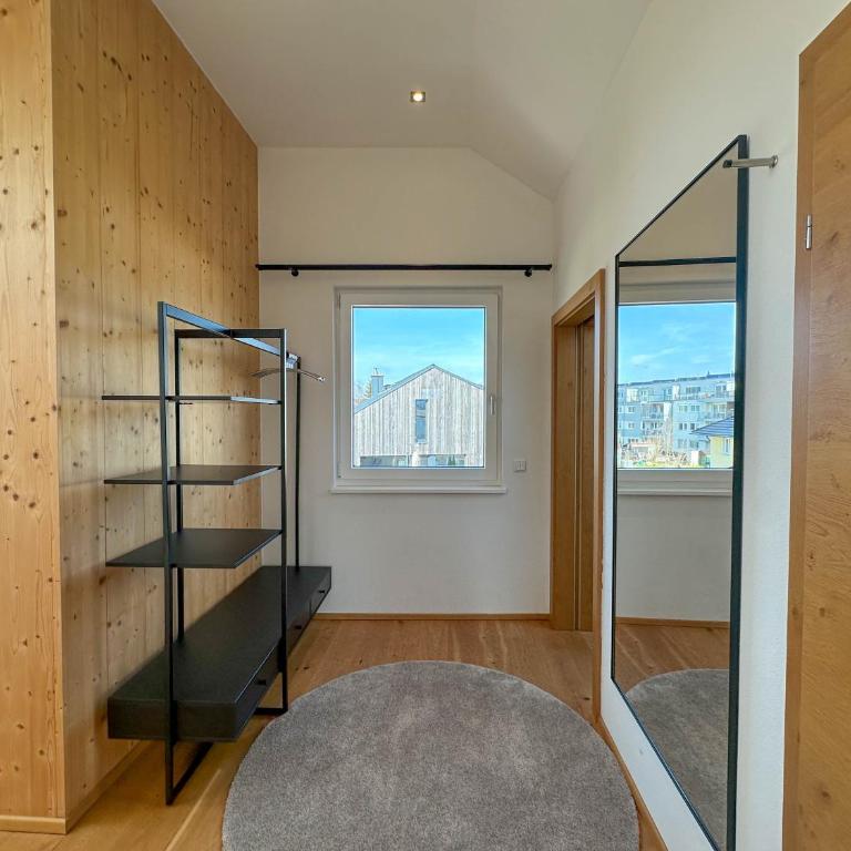 "EIGHT" Premium Apartments Seekirchen, charmante 3-Zi-Dachgeschoss-Wohnung mit Balkon - Apartment mit 2 Schlafzimmern - 36