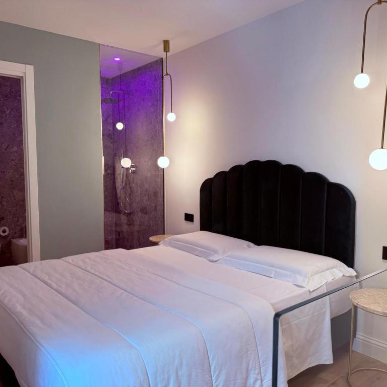 Krysos Luxury Rooms - One-bedroom Loft Apartment - 9