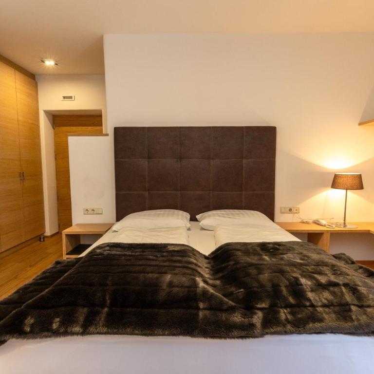 Der Unterwirt Guesthouse - Pool & JRE Restaurant - Camera Matrimoniale con Balcone - 2