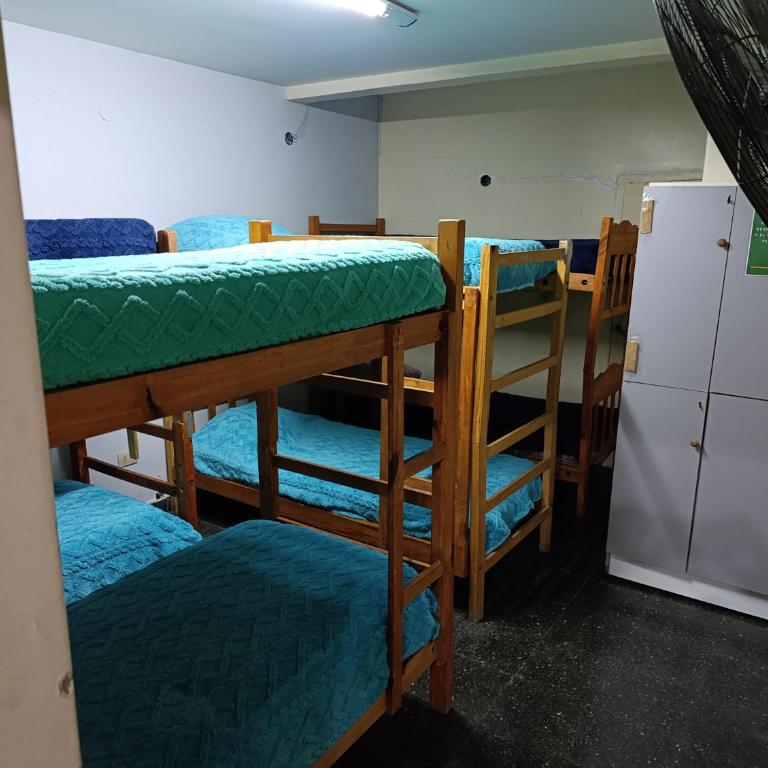Tu Hostel Tucuman - Cama en habitación compartida mixta de 8 camas - 1