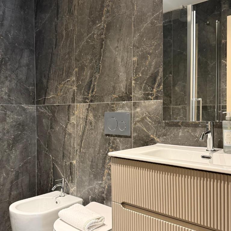 Palazzo Santa Monaca - Two-Bedroom Apartment - 2