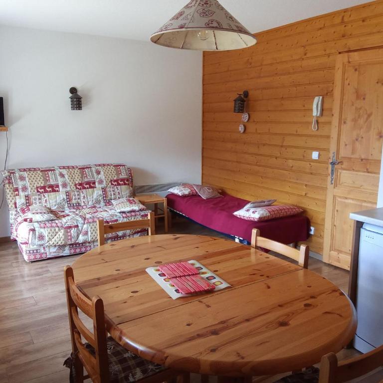 Studio cabine 4 pers, vue montagne, accès pistes - FR-1-504-256 - Studio - 1
