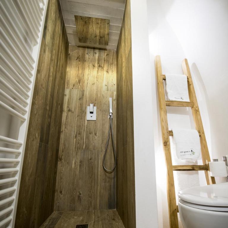 ViaGiusti 51 - Appartamento su 2 Livelli con 1 Camera da Letto - 53