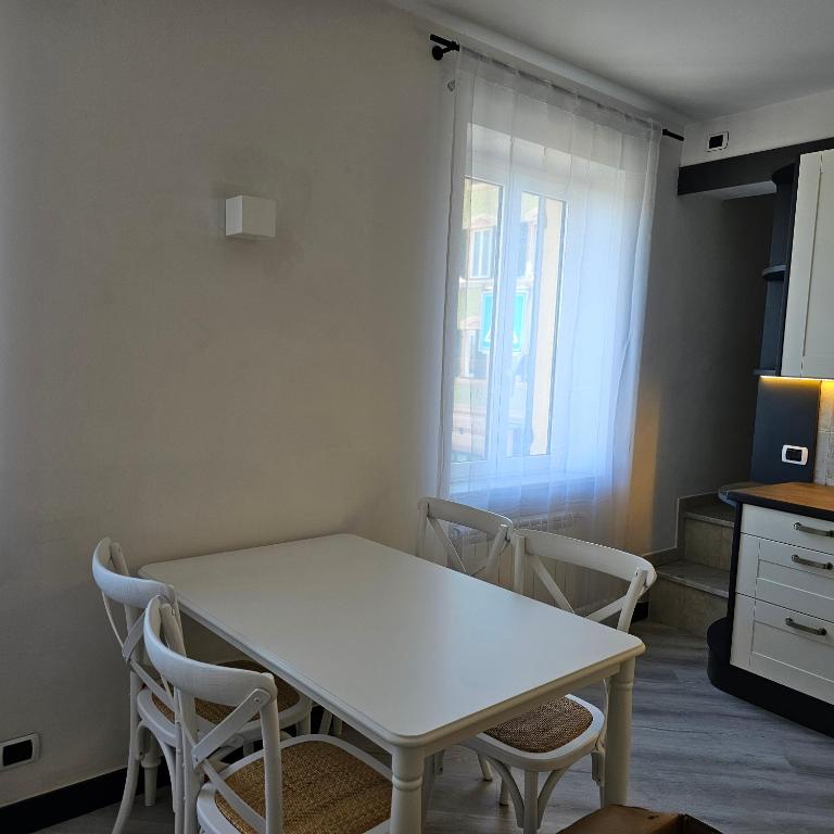 Casa Clelia, esclusivo frontemare a Varazze - Apartamento de 2 dormitorios - 19