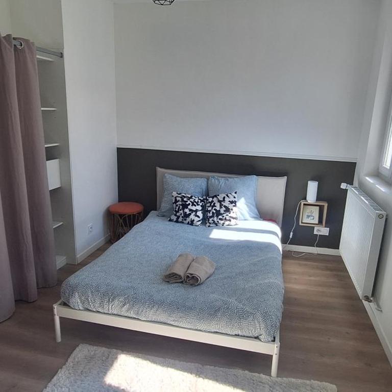 Jean Jaurès Maison Familiale 5 chambres 10 pers avec Extérieur - Linge & Ménage Inclus - Maison 5 Chambres - 49
