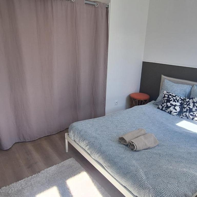 Jean Jaurès Maison Familiale 5 chambres 10 pers avec Extérieur - Linge & Ménage Inclus - Maison 5 Chambres - 53