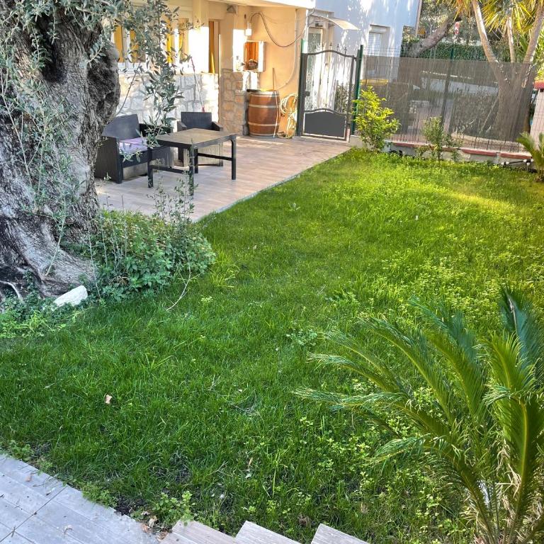 Joli rez de jardin 3 pieces à Cagnes sur mer - Apartamento de 2 dormitorios - 9