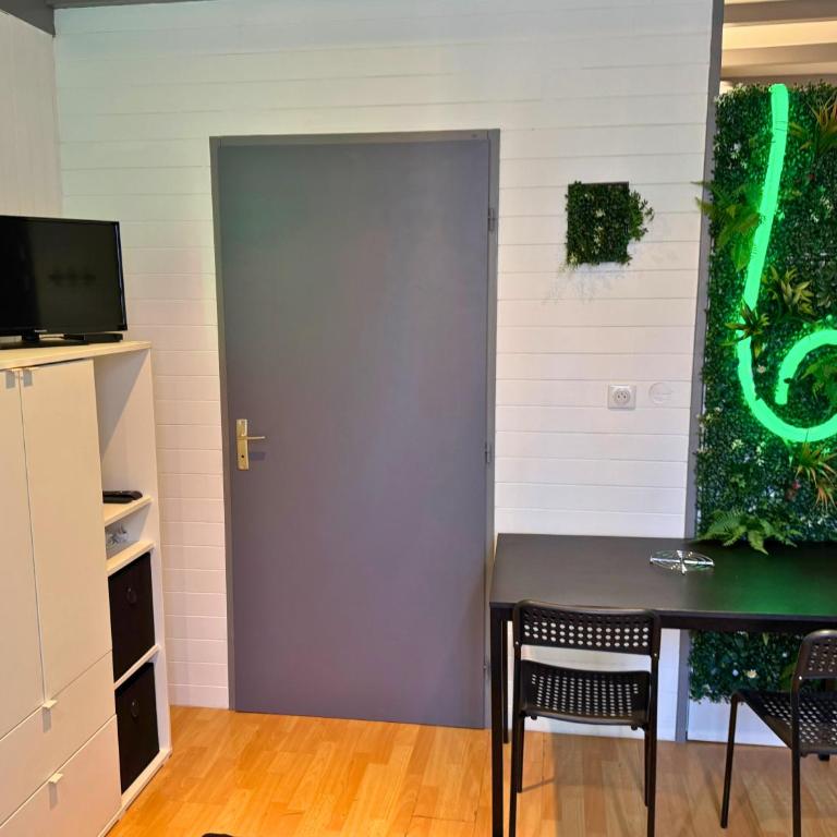 Pitchoune - Centre -Wifi - Equipé - Appartement 1 Chambre - 5