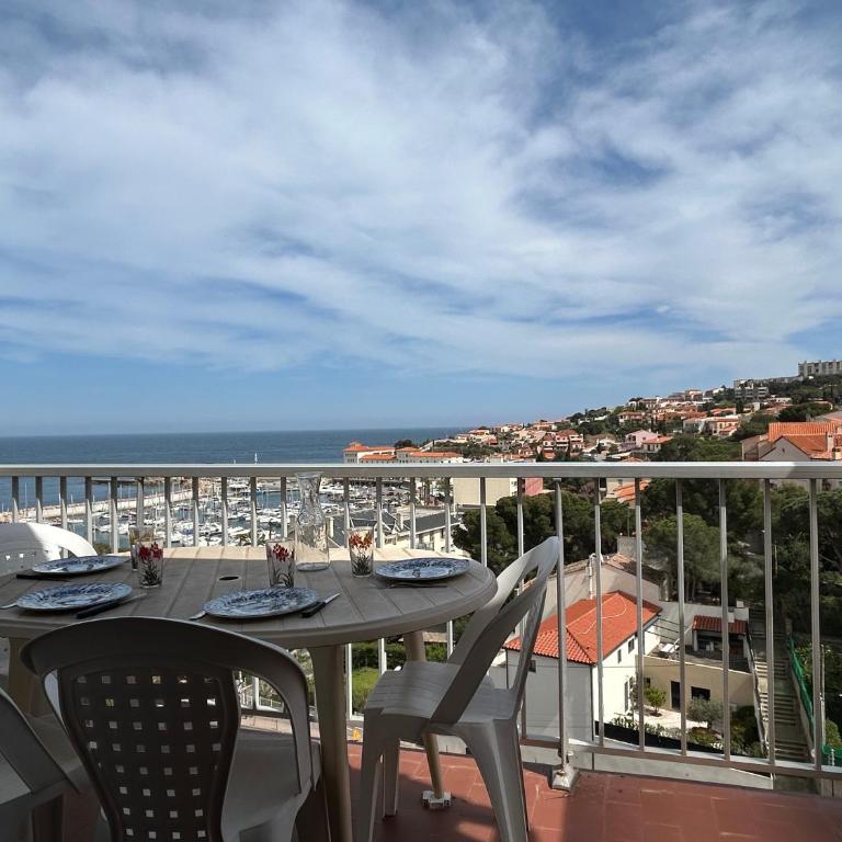Appart 2 pièces - cabine 4 couchages BANYULS SUR MER BN130-B45 - One-Bedroom Apartment with Sea View and Terrace - 1