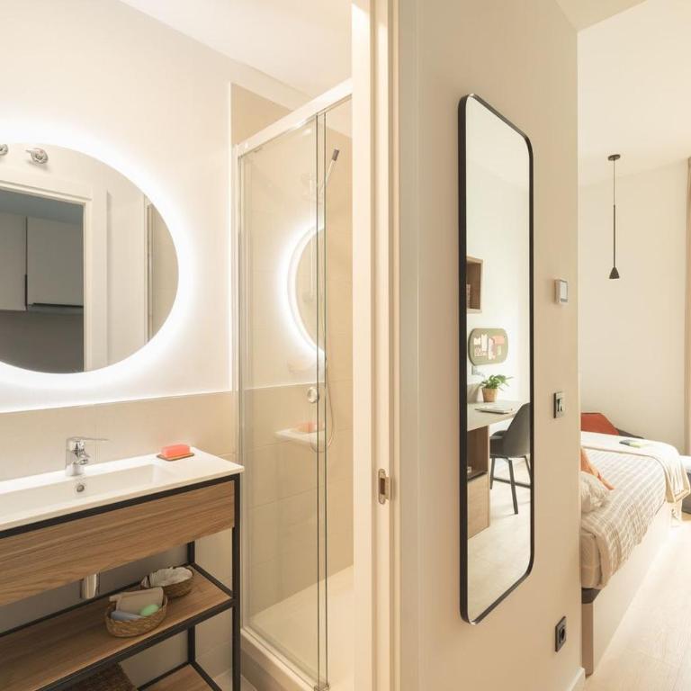 Canvas Pamplona Plazaola - Single Room with Terrace - 6