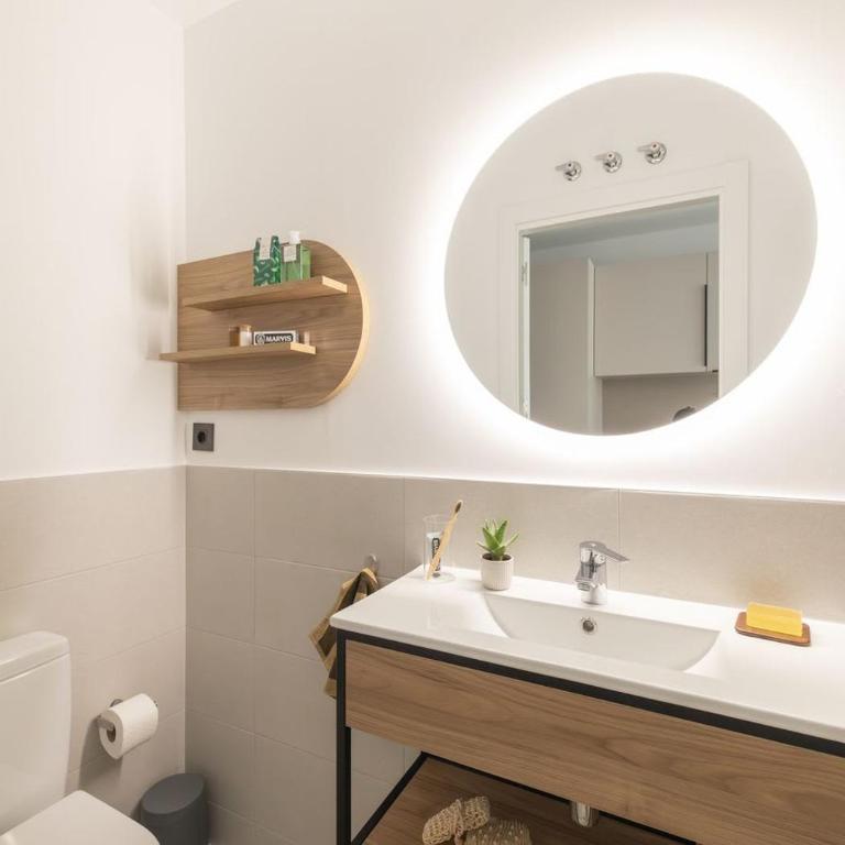 Canvas Pamplona Plazaola - Single Room with Terrace - 13