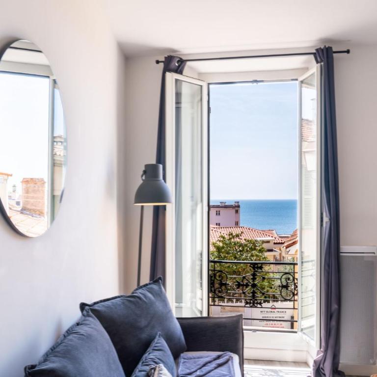 Le refuge du Suquet, quartier authentique de Cannes, vue mer - Studio - Vue sur Mer - 11