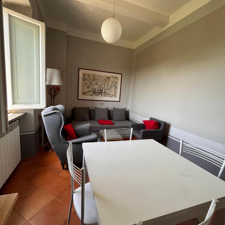Toscana in Città - Silenzioso APT immerso nella natura - Appartamento con 1 Camera da Letto - 9