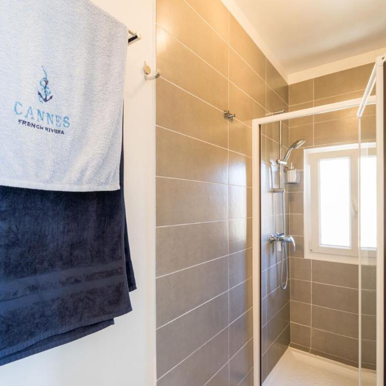 Les voiles des Régates, à 5 minutes du centre à pied, 15 minutes de la mer - Appartement 1 Chambre - 12