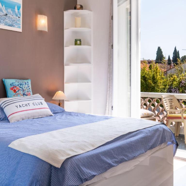 Les voiles des Régates, à 5 minutes du centre à pied, 15 minutes de la mer - Appartement 1 Chambre - 17