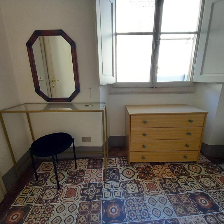 Oriuolo Central - Appartamento con 2 Camere da Letto - 3