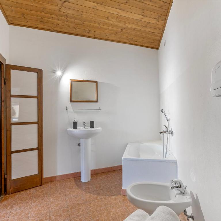 Teseo House | Lake View & Terrace - Happy Rentals - Casa Vacanze - 12