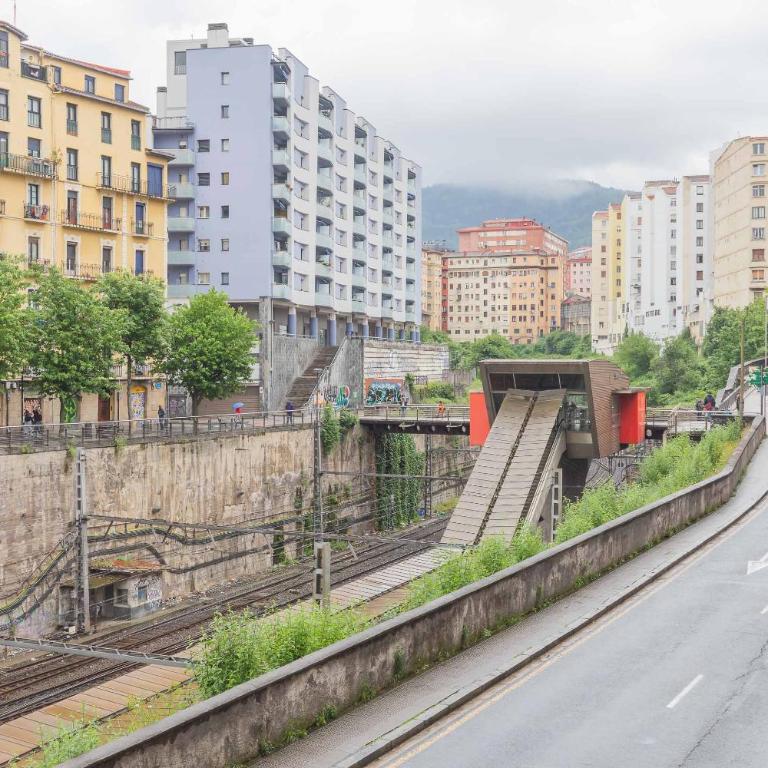 VT Bilbao Central Station con garaje - Two-Bedroom Apartment - 29