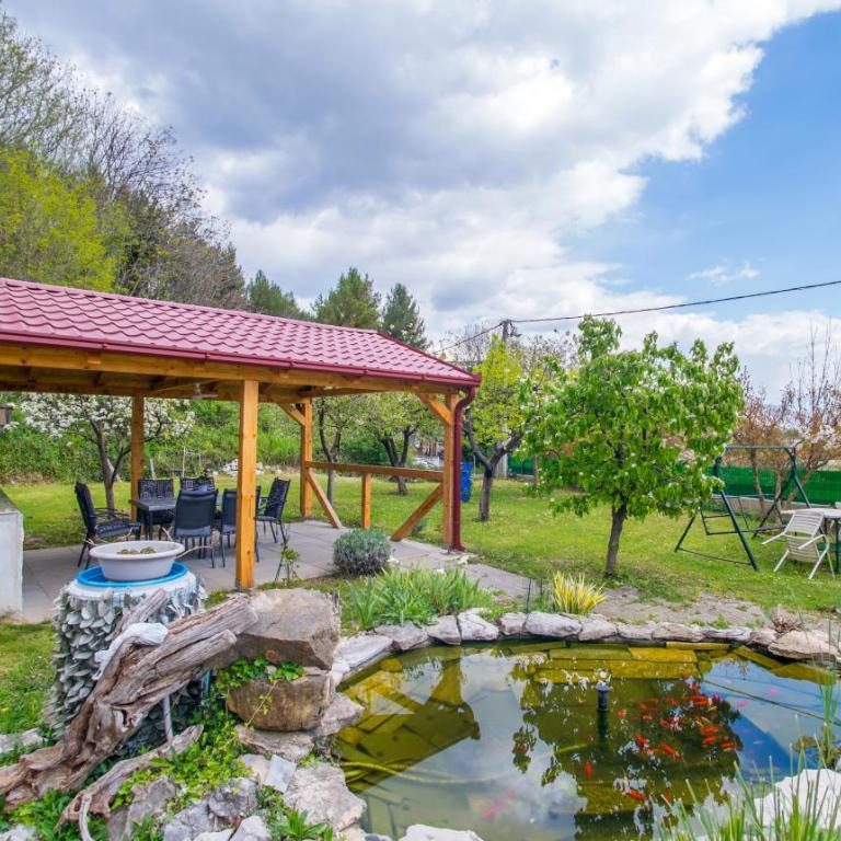 Bega Apartman - Apartment with Garden View - 11