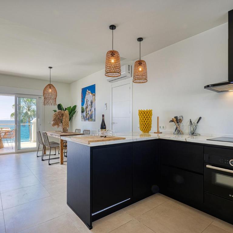Apartment El Paseo - gerenoveerd appartement met zeezicht - Apartamento de 2 dormitorios - 28