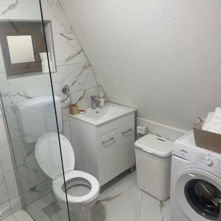 Vila Djordje Žabljak - Two-Bedroom House - 6