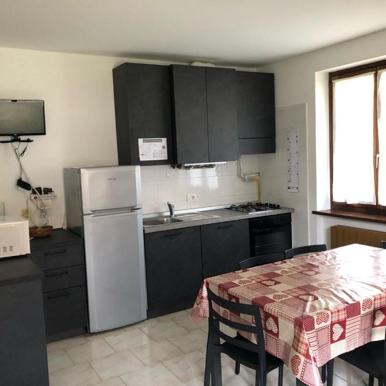 Casa Pineta - Appartamento Standard con 2 Camere da Letto - 13