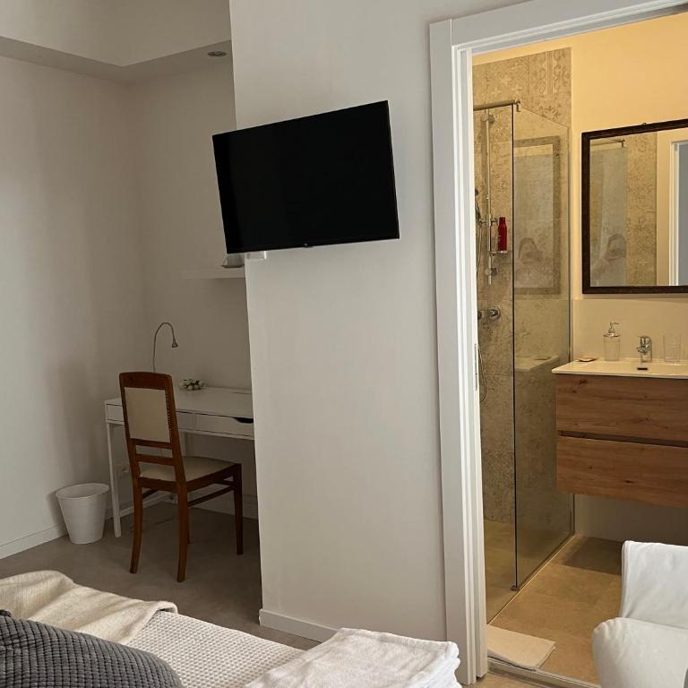 Fleur Blanche - Camera Matrimoniale con Bagno Privato - 15