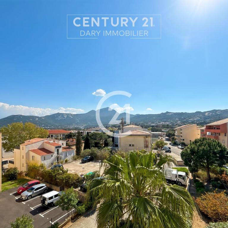 Victoria Calvi - Appartement T2 - One-Bedroom Apartment with Balcony - 17