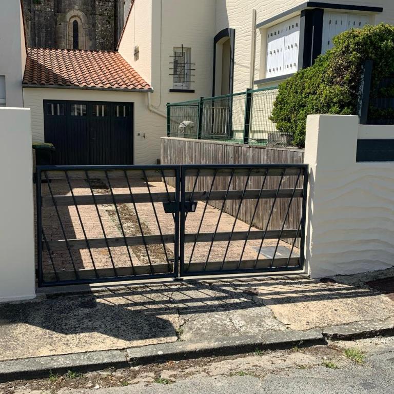 Loue maison quartier calme - Maison 2 Chambres - 2