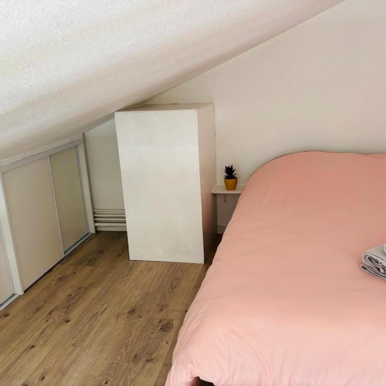 Duplex cosy neuf - wifi - balcon - en bordure de forêt de pins - proche plage - Appartamento con 1 Camera da Letto - 26