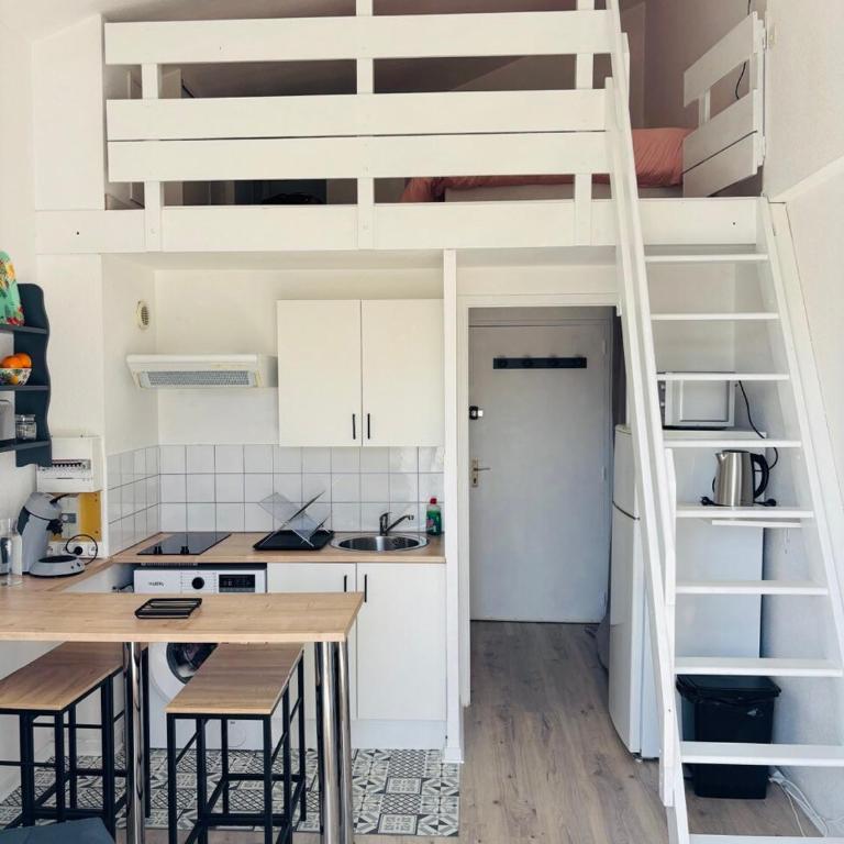 Duplex cosy neuf - wifi - balcon - en bordure de forêt de pins - proche plage - Appartamento con 1 Camera da Letto - 21