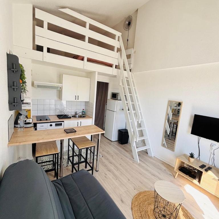 Duplex cosy neuf - wifi - balcon - en bordure de forêt de pins - proche plage - Appartamento con 1 Camera da Letto - 1