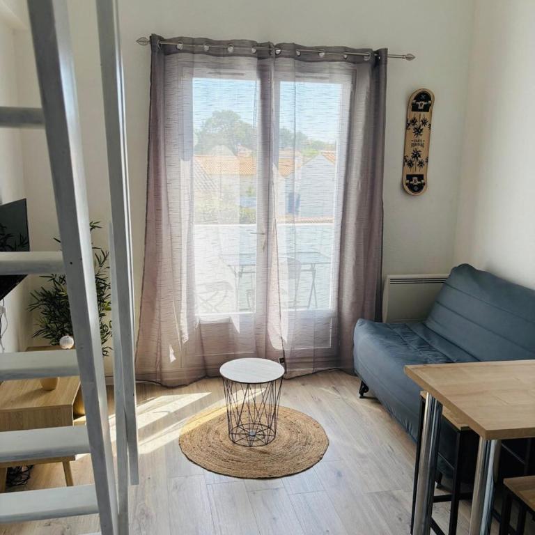 Duplex cosy neuf - wifi - balcon - en bordure de forêt de pins - proche plage - Appartamento con 1 Camera da Letto - 25