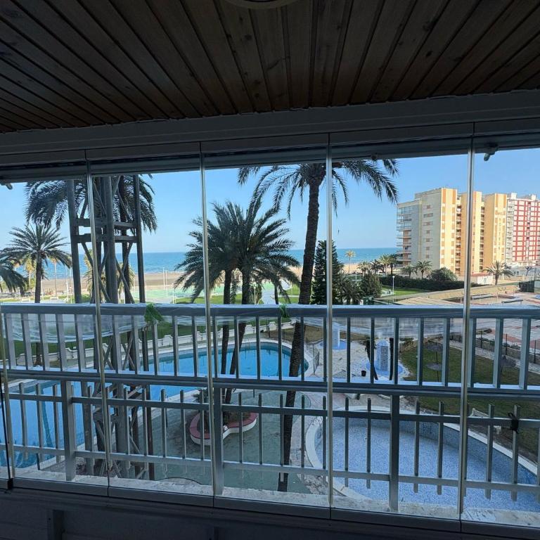 Florazar I frente a la playa - Two-Bedroom Apartment - 4