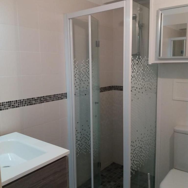 Rare location vacances appartement Banyuls vue mer avec parking - One-Bedroom Apartment - 9